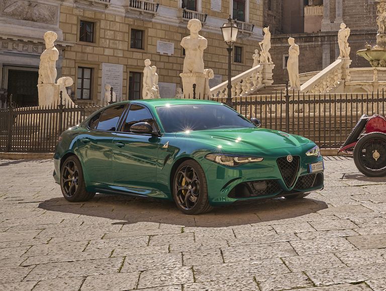 Alfa Romeo Giulia Price And Interior And Specifications