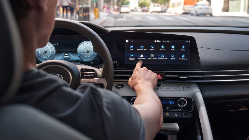 Hyundai Elantra 2022 Interior